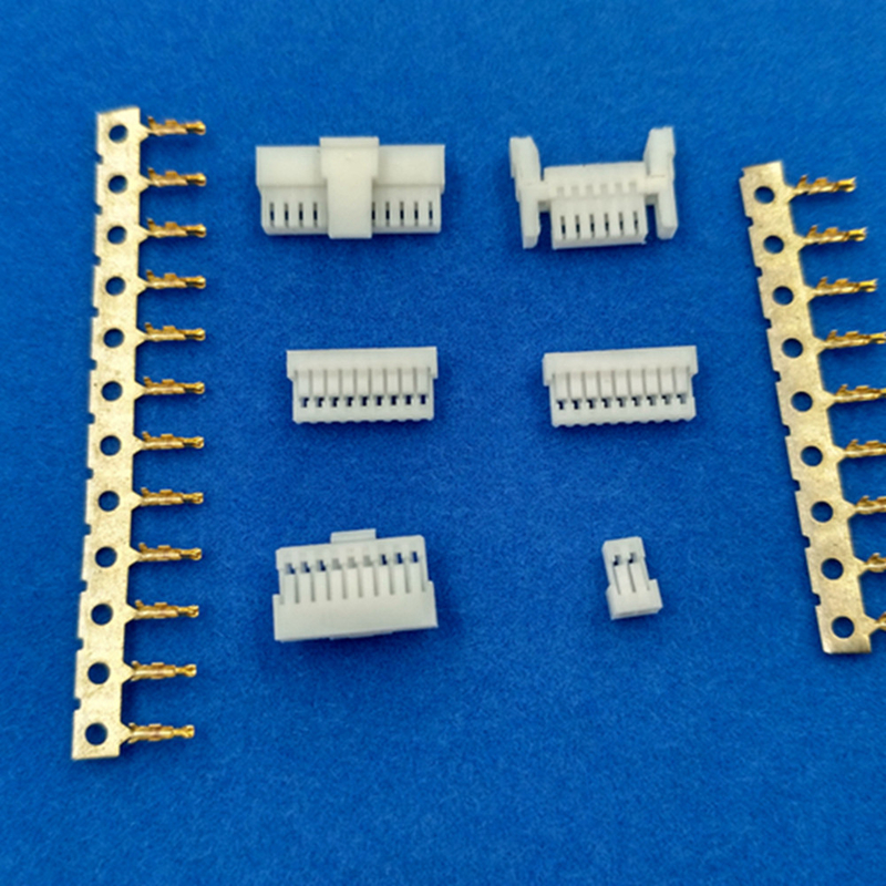 1.0mm CI16 Crimp Connector With Lock or Not High Insulation Resistance Centronics Connectors. Kilitlenmiş veya kilitlenmemiş yüksek yalıtım direncine sahip sentronik bağlantılar