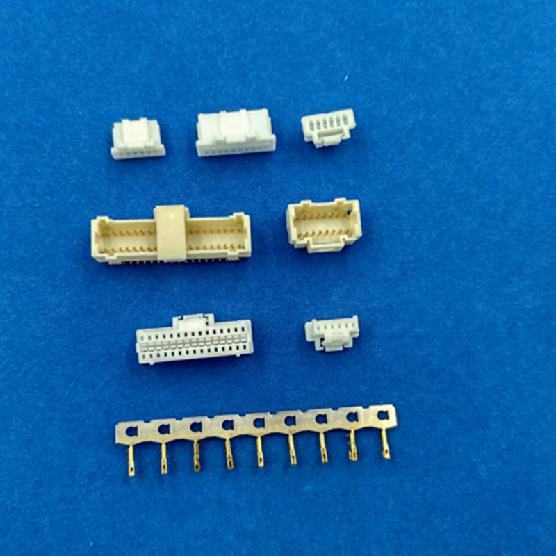 1.0mm Pitch Wire To Board Connector Housing Eşdeğer Molex 501189 için Brass Contact PA66 ile